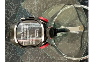 DPI SEKUR, C607 SP/A, panoramic vision POSITIVE PRESSURE full face mask in EPDM with speech diaphragm and connector to EN 148/3 (M 45x3) (universal size) DPI SEKUR, C607 SP/A, panoramic vision POSITIVE PRESSURE full face mask in EPDM with speech diaphragm and connector to EN 148/3 (M 45x3) (universal size)
